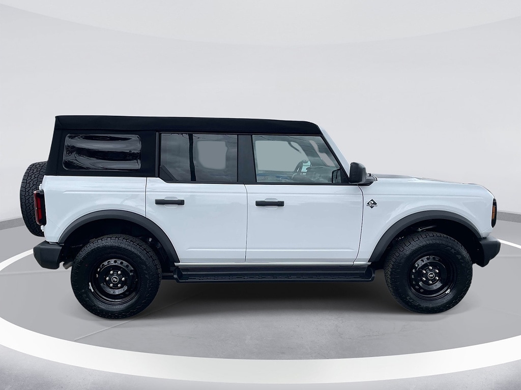New 2026 Ford Bronco Outer Banks SUV