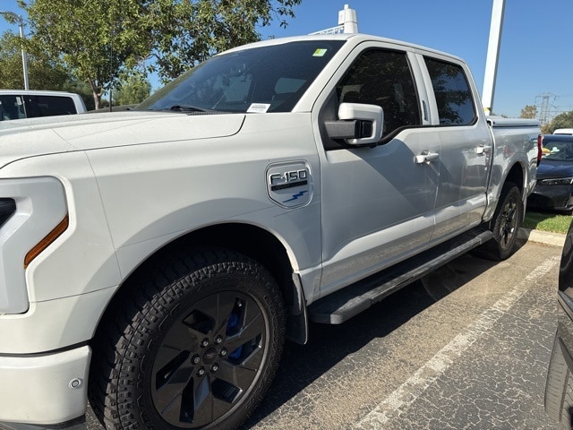 2022 Ford F-150 Lightning Lariat