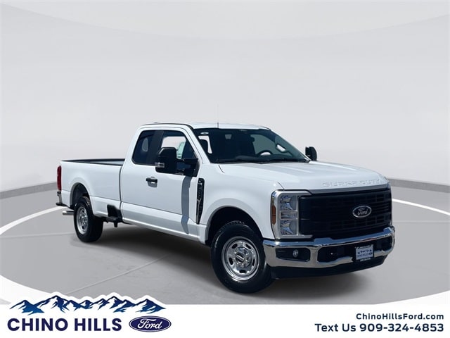 2026 Ford F-250 Super Duty XL's photo