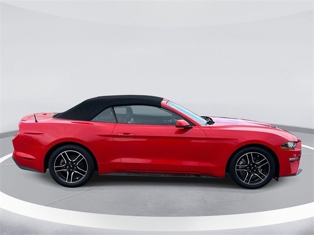 2022 Ford Mustang EcoBoost Premium Convertible photo 3