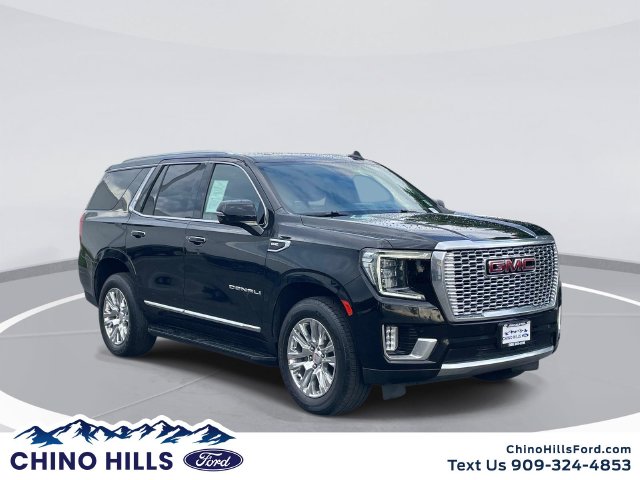 2023 GMC Yukon Denali / Panoramic Roof — photo 1 of 23