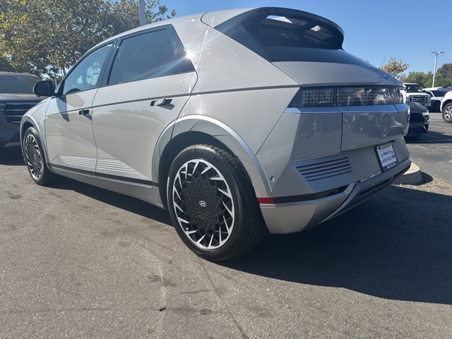 Used 2022 Hyundai IONIQ 5 Limited with VIN KM8KRDAF1NU046991 for sale in Chino, CA
