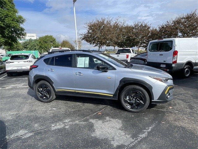 2024 Subaru Crosstrek Sport photo 2