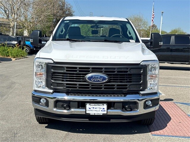 2025 Ford F-250 XL photo 2