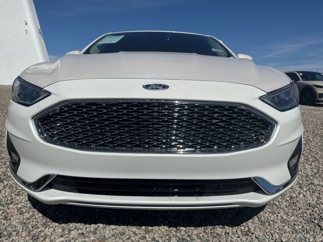 2019 Ford Fusion Energi Titanium photo 5