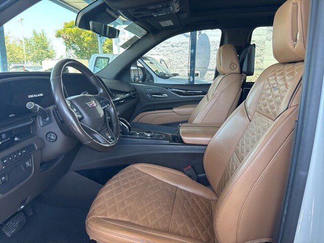 2021 Cadillac Escalade ESV Premium Luxury photo 4