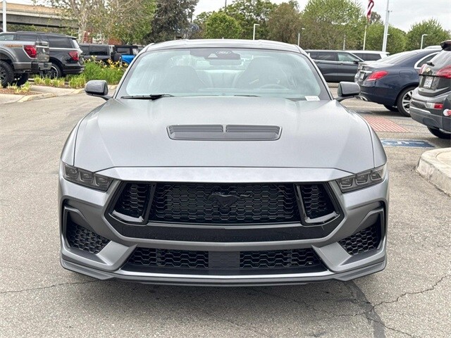 2025 Ford Mustang GT Premium photo 2