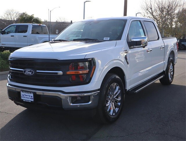 2025 Ford F-150 XLT photo 3