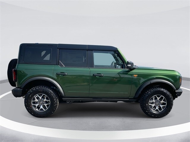 2025 Ford Bronco Badlands photo 3