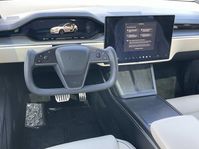 2022 Tesla Model X Plaid photo 5
