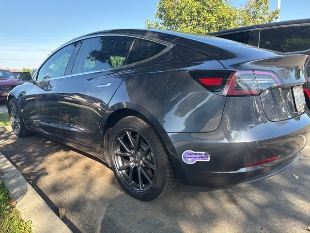 Used 2018 Tesla Model 3 Long Range Dual Motor with VIN 5YJ3E1EB0JF128319 for sale in Chino, CA