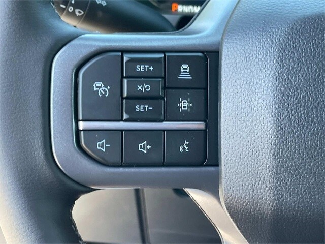 2025 Ford F-150 XLT photo 4