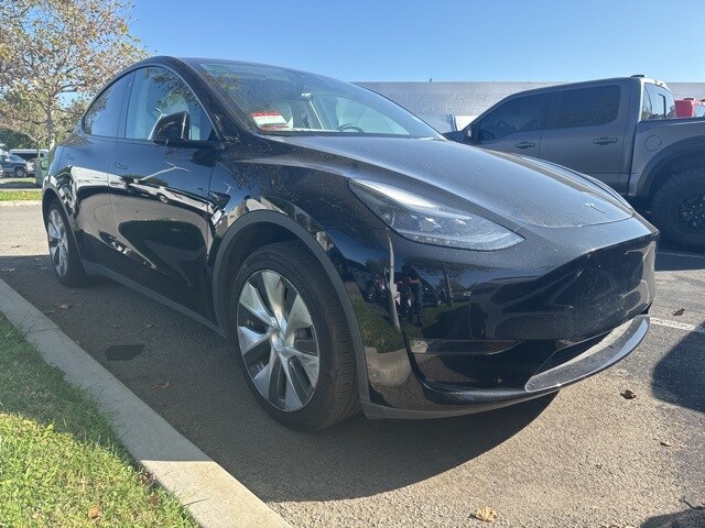 2023 Tesla Model Y Long Range photo 4