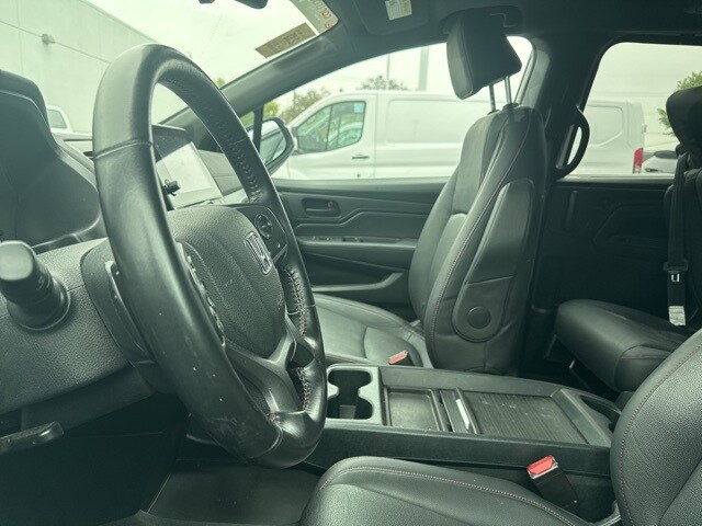 2024 Honda Odyssey Sport photo 4