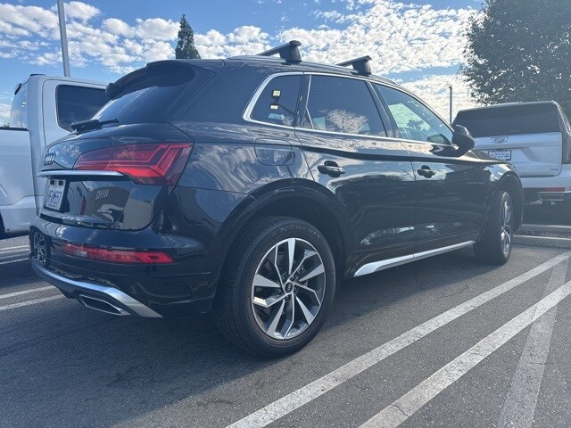 2023 Audi Q5 45 S line Premium photo 3