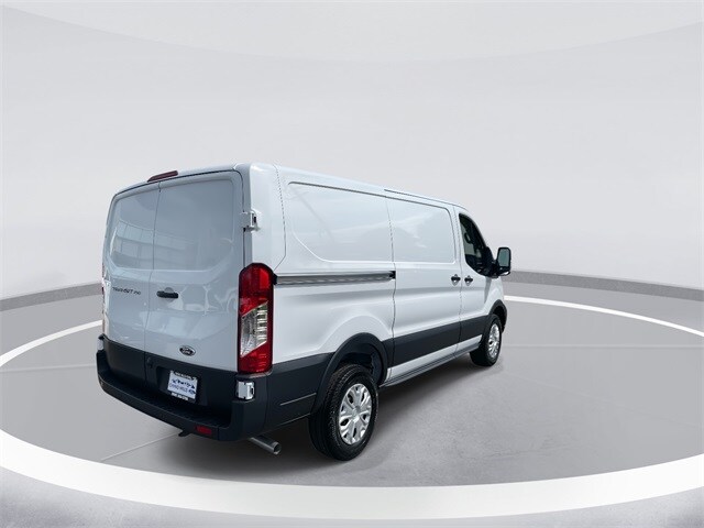 2025 Ford Transit photo 4