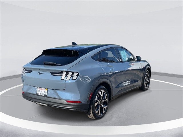 2024 Ford Mustang Mach-E Select photo 4