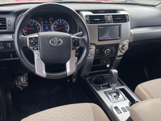 2014 Toyota 4Runner SR5 photo 5