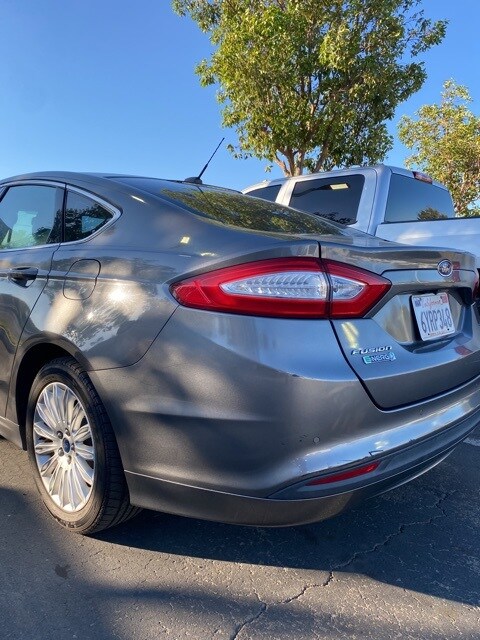 2013 Ford Fusion Energi photo 2
