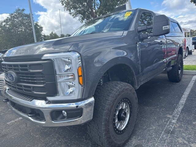 2024 Ford F-250 photo 2