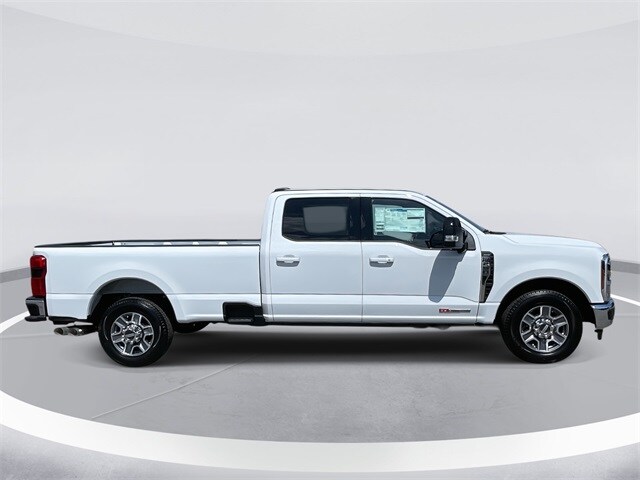 2026 Ford F-250 photo 3