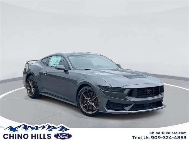 2025 Ford Mustang Dark Horse's photo