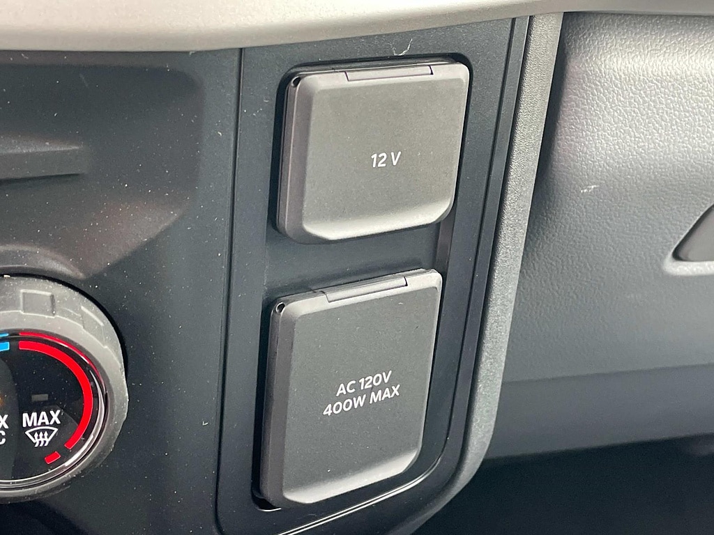 2025 Ford F-350 Super Duty XLT - Photo 17