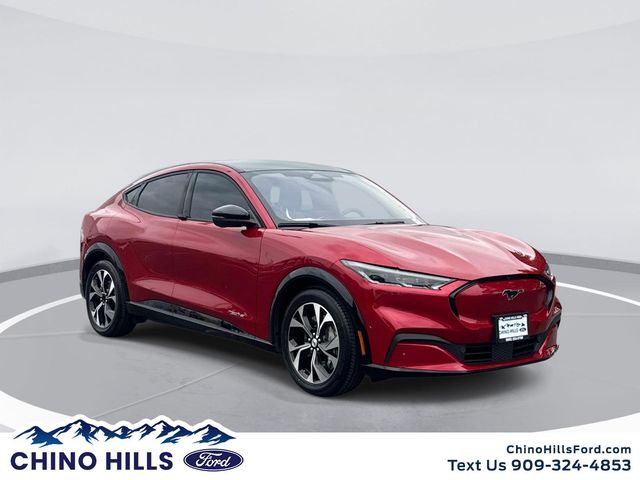 2023 Ford Mustang-Mach-e Premium's photo