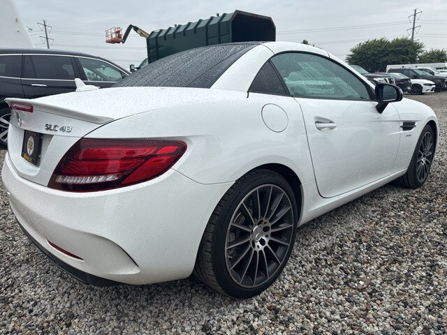 2018 Mercedes Benz SLC 43 AMG photo 3