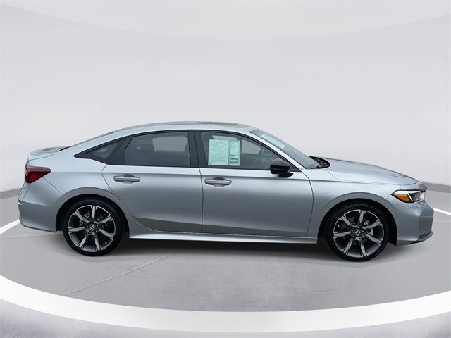 2025 Honda Civic Hybrid Sport Touring photo 3