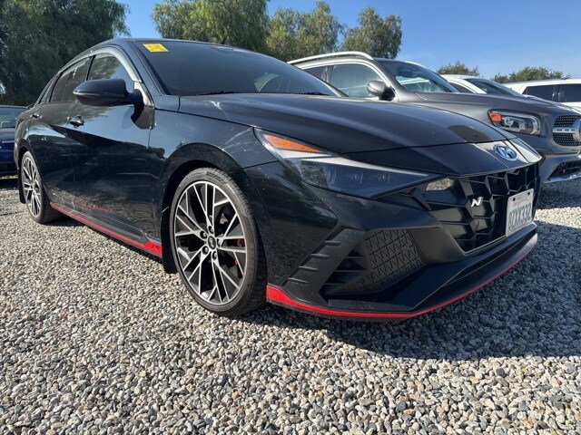 2022 Hyundai Elantra Base photo 4