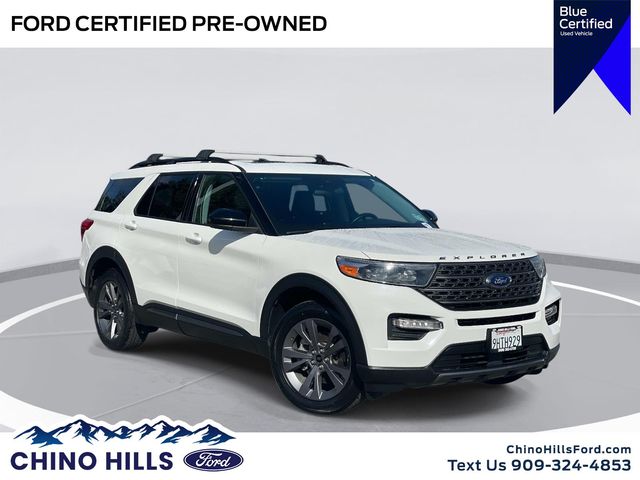 2023 Ford Explorer XLT 4WD's photo
