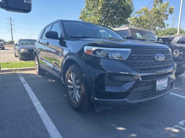 2021 Ford Explorer Base photo 3