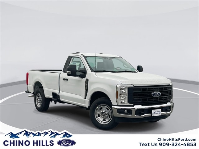 2026 Ford F-350 Super Duty XL's photo