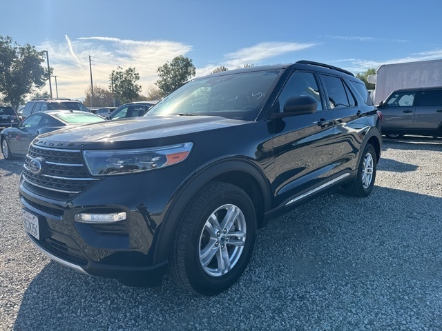 2022 Ford Explorer XLT's photo