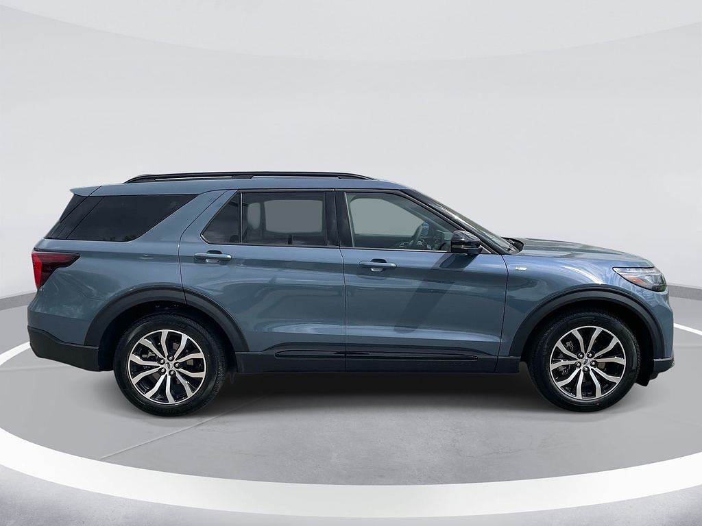 New 2026 Ford Explorer ST-Line SUV