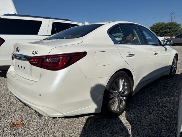 2024 Infiniti Q50 LUXE photo 3