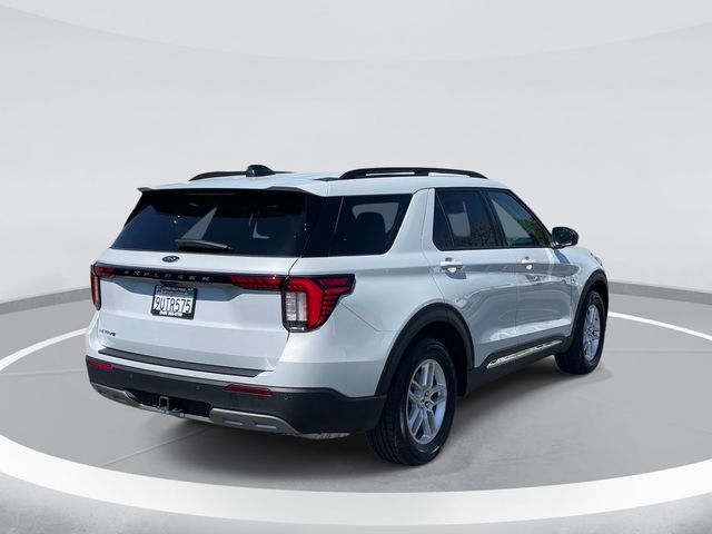 2025 Ford Explorer Active photo 4