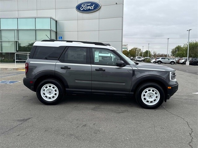 2025 Ford Bronco Sport Heritage photo 3