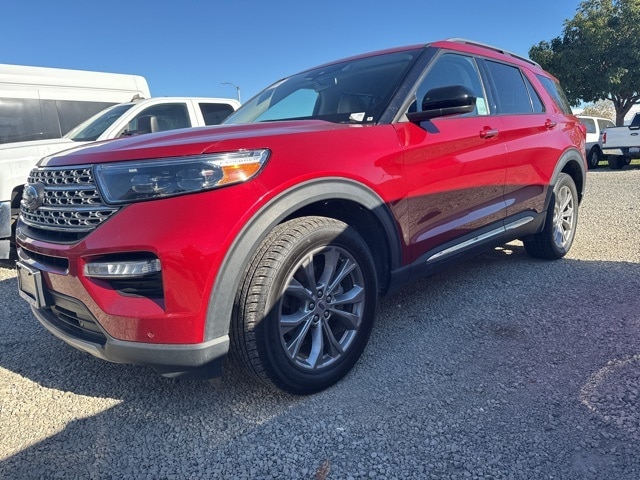 2023 Ford Explorer Limited's photo