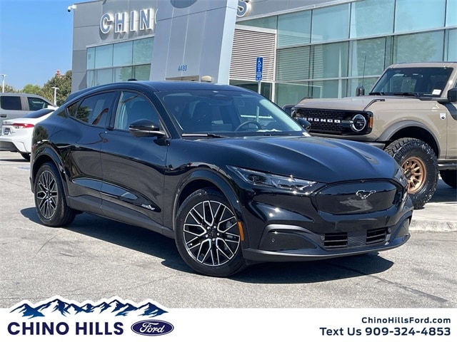 2025 Ford Mustang Mach-E Premium RWD's photo