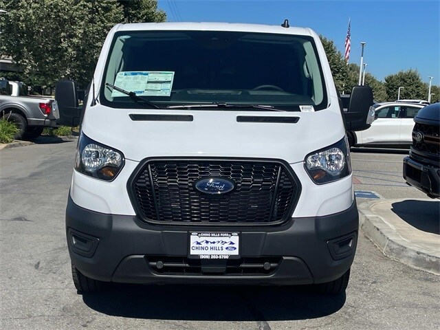 2025 Ford Transit photo 2
