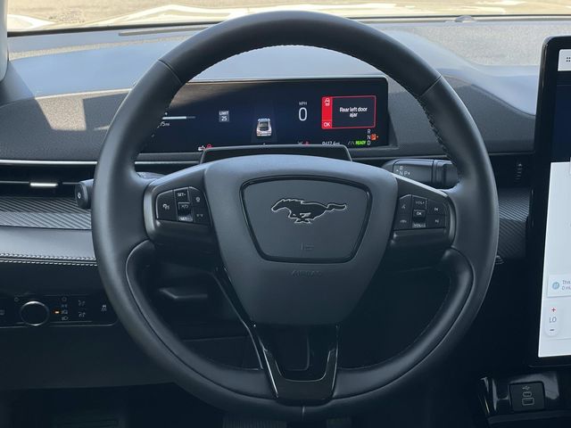 2025 Ford Mustang Mach-E Select photo 3