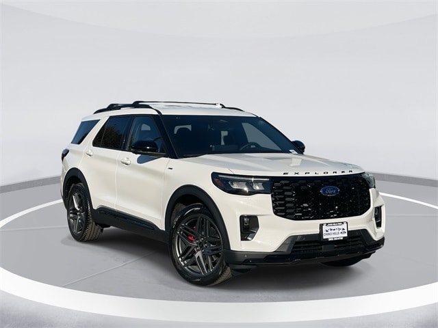 2026 Ford Explorer ST-LINE's photo