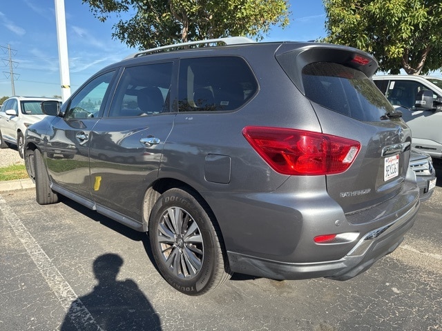 Used 2020 Nissan Pathfinder SV with VIN 5N1DR2BN0LC591568 for sale in Chino, CA