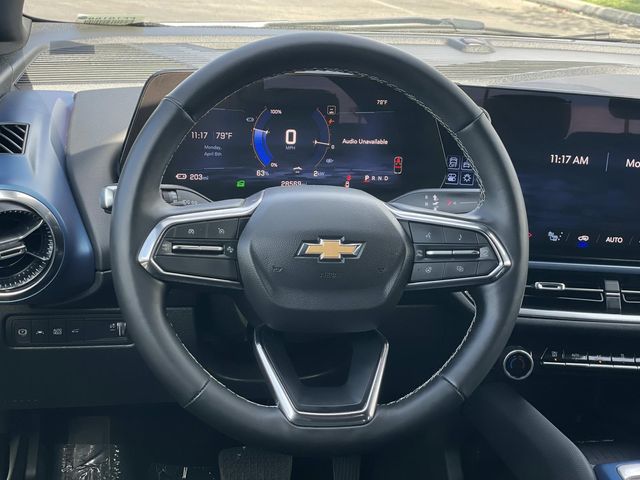 2025 Chevrolet Equinox EV LT photo 3