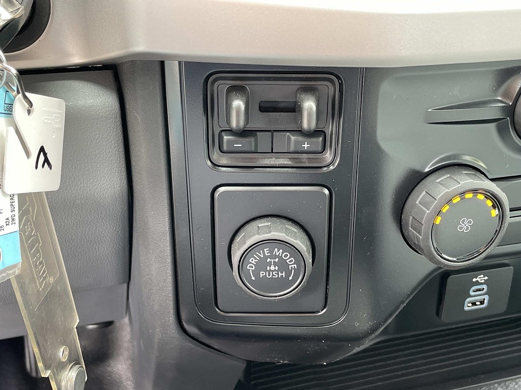 2026 Ford F-250 Super Duty XL - Photo 13
