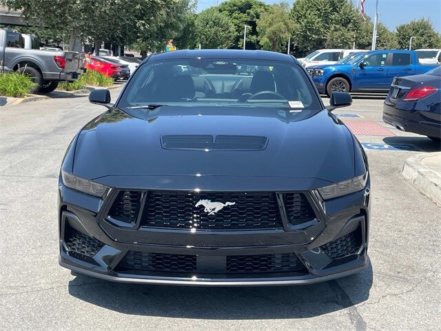 2025 Ford Mustang GT photo 2