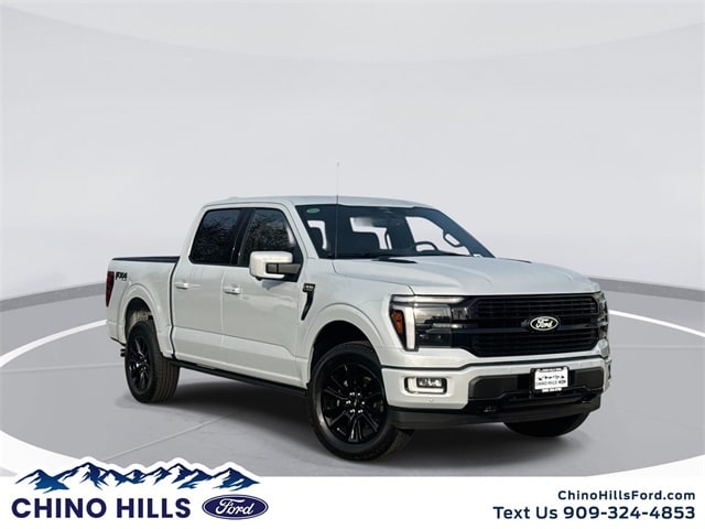 2025 Ford F-150 Platinum's photo