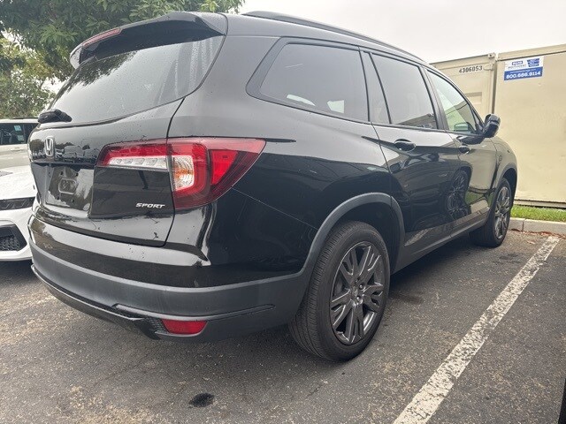 2022 Honda Pilot Sport photo 2